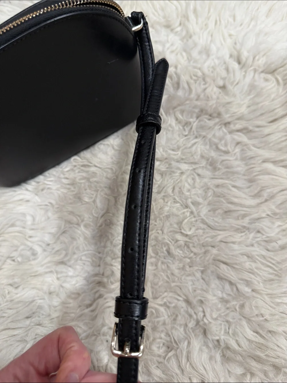 Kate Spade Kali‎ Small Dome Crossbody Leather Black